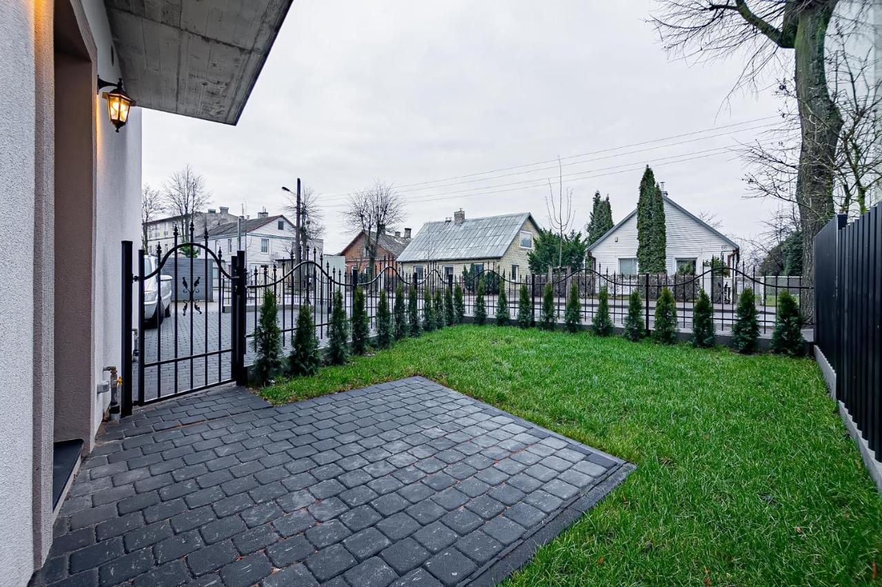 Owls Hill Apartment Kaunas Bagian luar foto